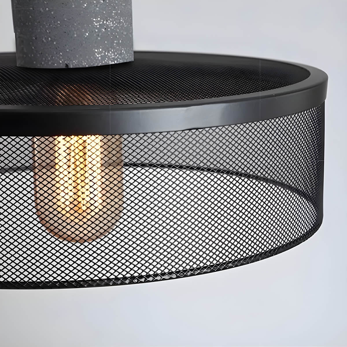 Suspension Shane Moderne en Béton et Fer – Lampe Design Industriel