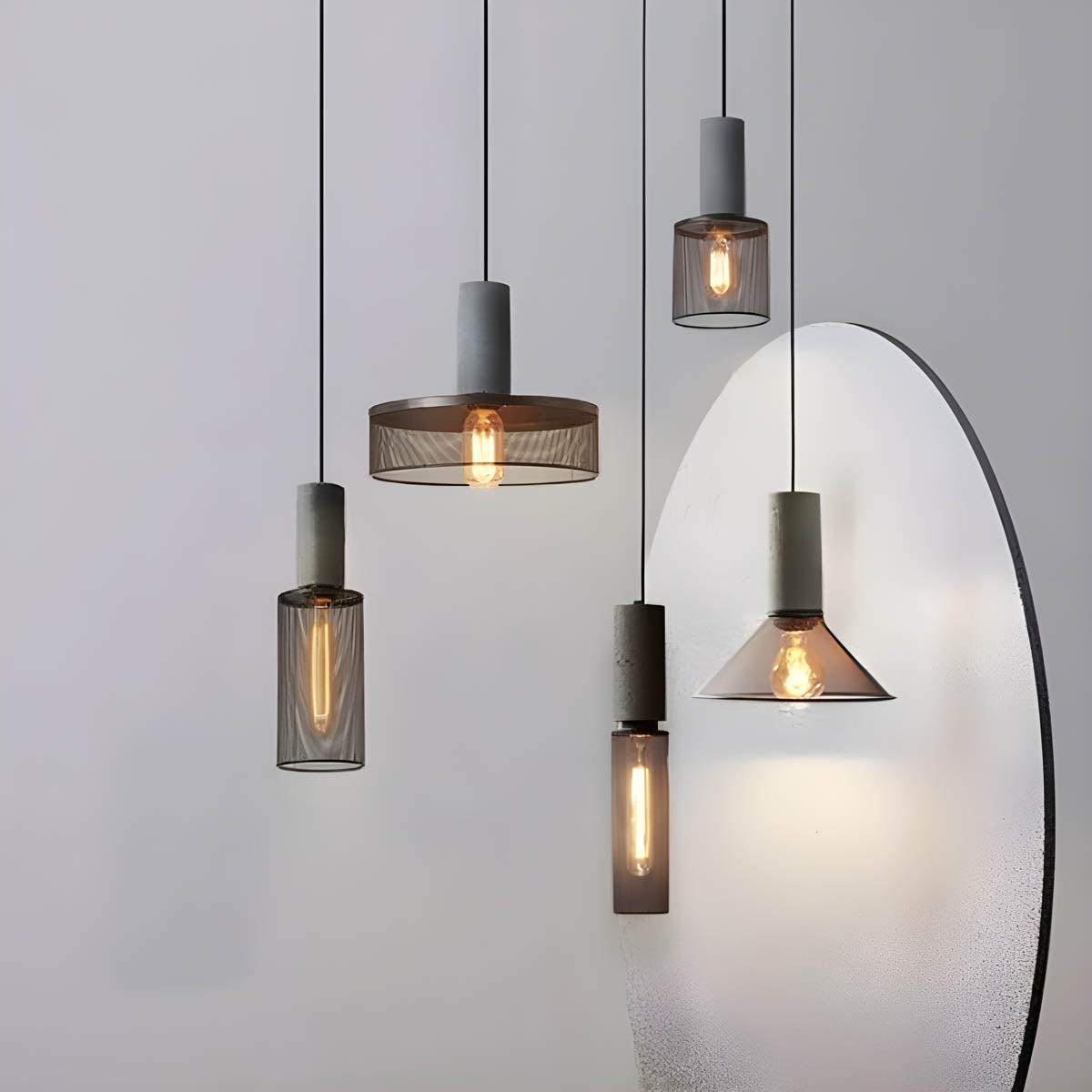 Suspension Shane Moderne en Béton et Fer – Lampe Design Industriel