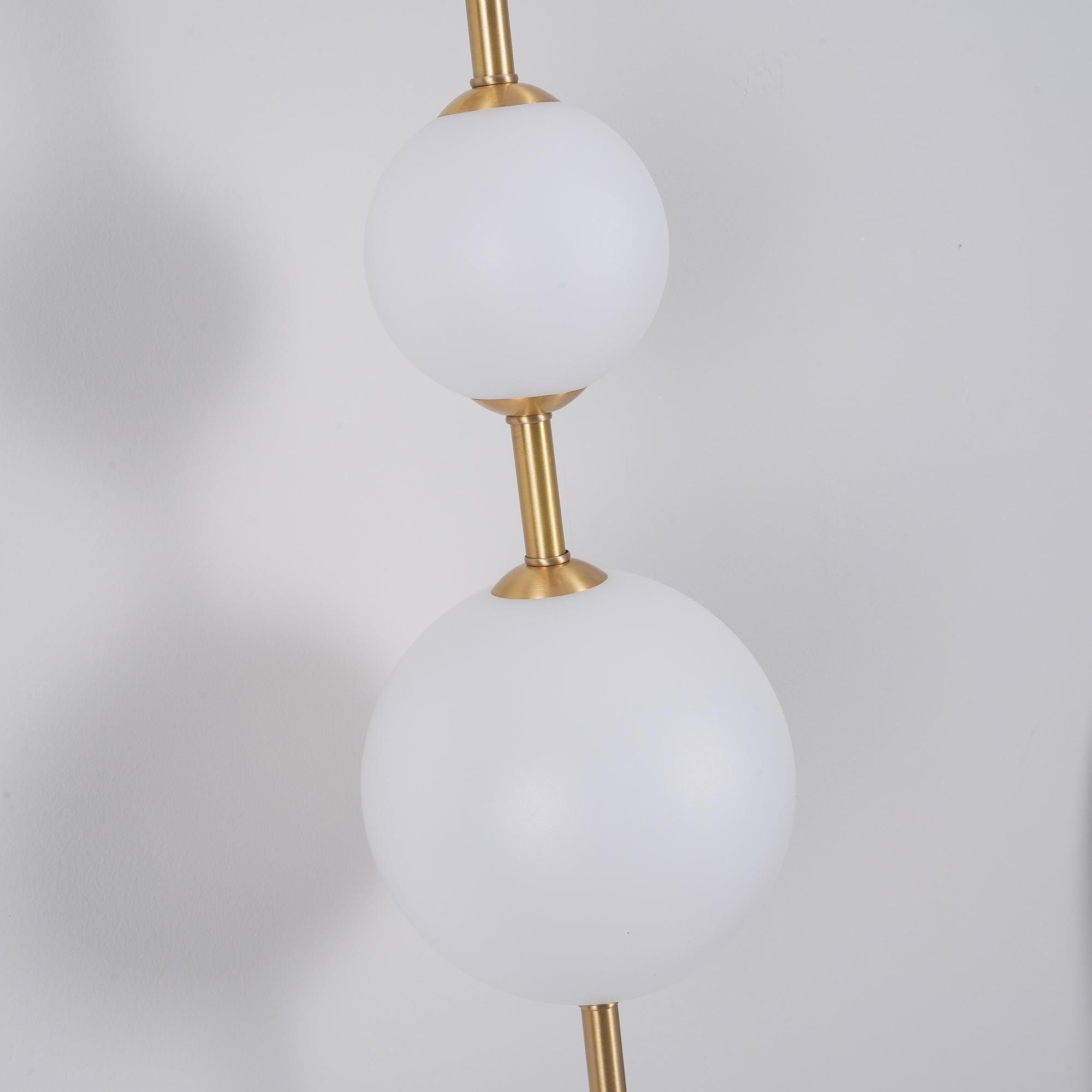 Applique Murale Verticale en Globe de Verre – Éclairage Élégant et Moderne